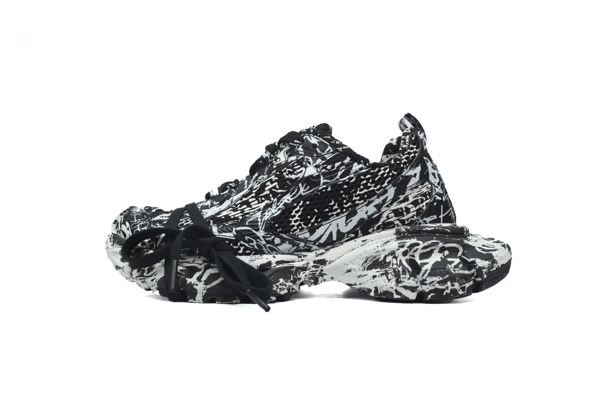 pk_god_batch_balenciaga_luminous_black_graffiti_734731_w3xdc_0236_1AC6EE459E212.jpg