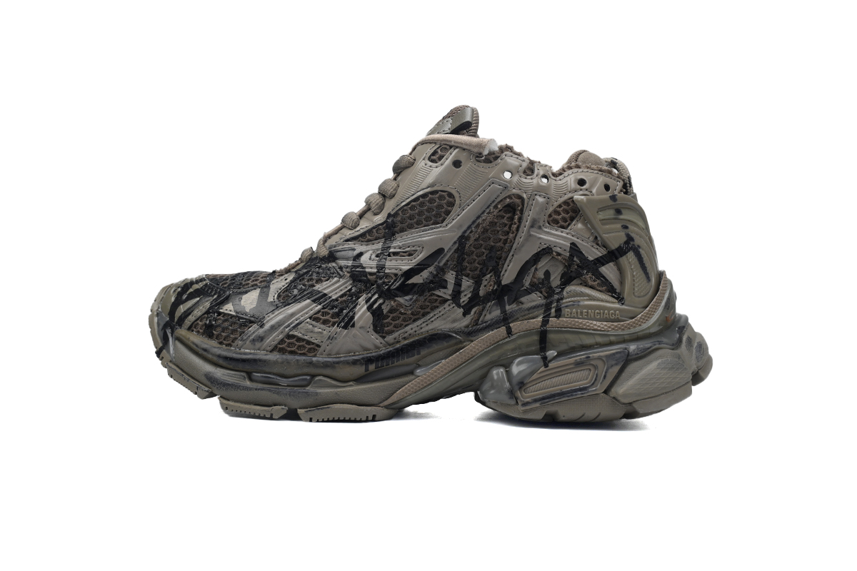 pk_god_batch_balenciaga_runner_black_brown_677402_w3rb2_2010_1AC5CC0FEF915.jpg